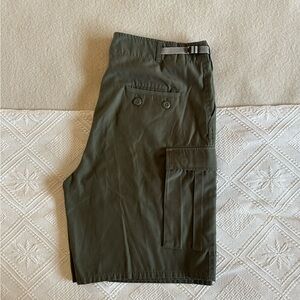 Men's Dark Green Cargo Shorts